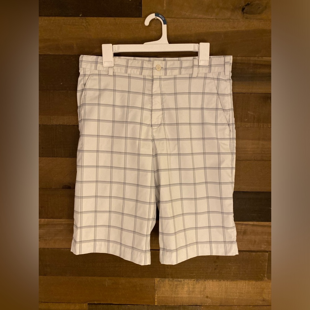 Nike Golf Men's Tour Performance Flat Front Golf Shorts Plaid Size 32 White Gray